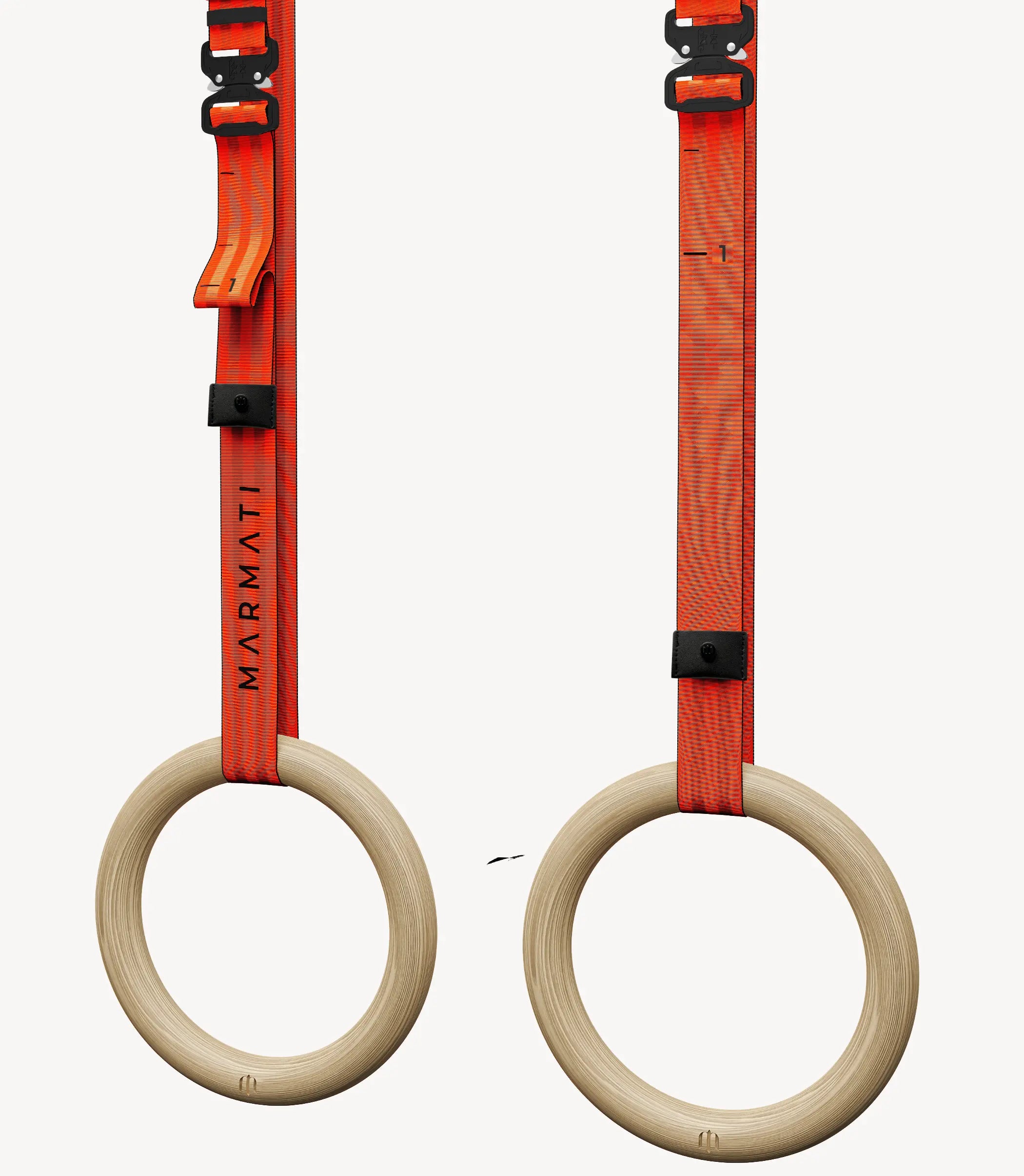 Sustainable gymnastic rings made from 95% recycled rPET bottles. #color_oragne #size_32mm