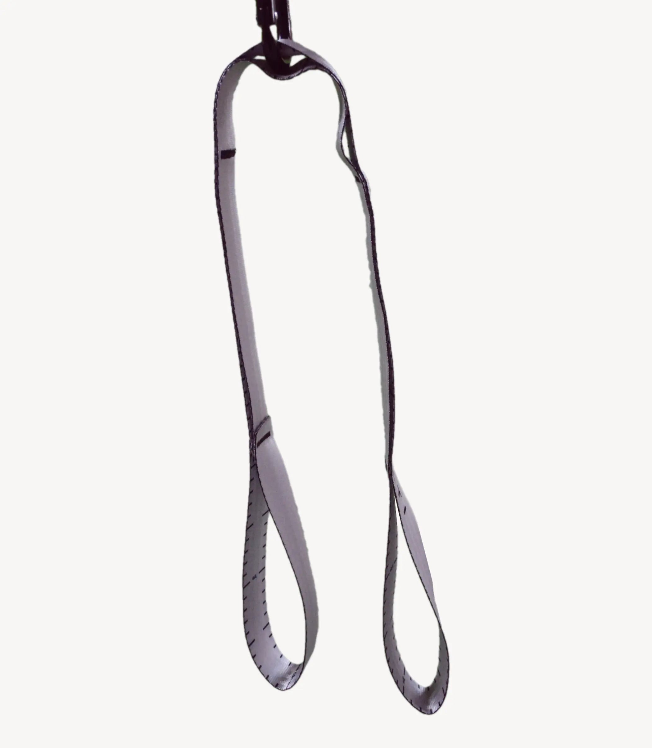 MARMATI LINK™ suspension strap in grey for gym rings, resistance bands and suspended training setups. #color_grey